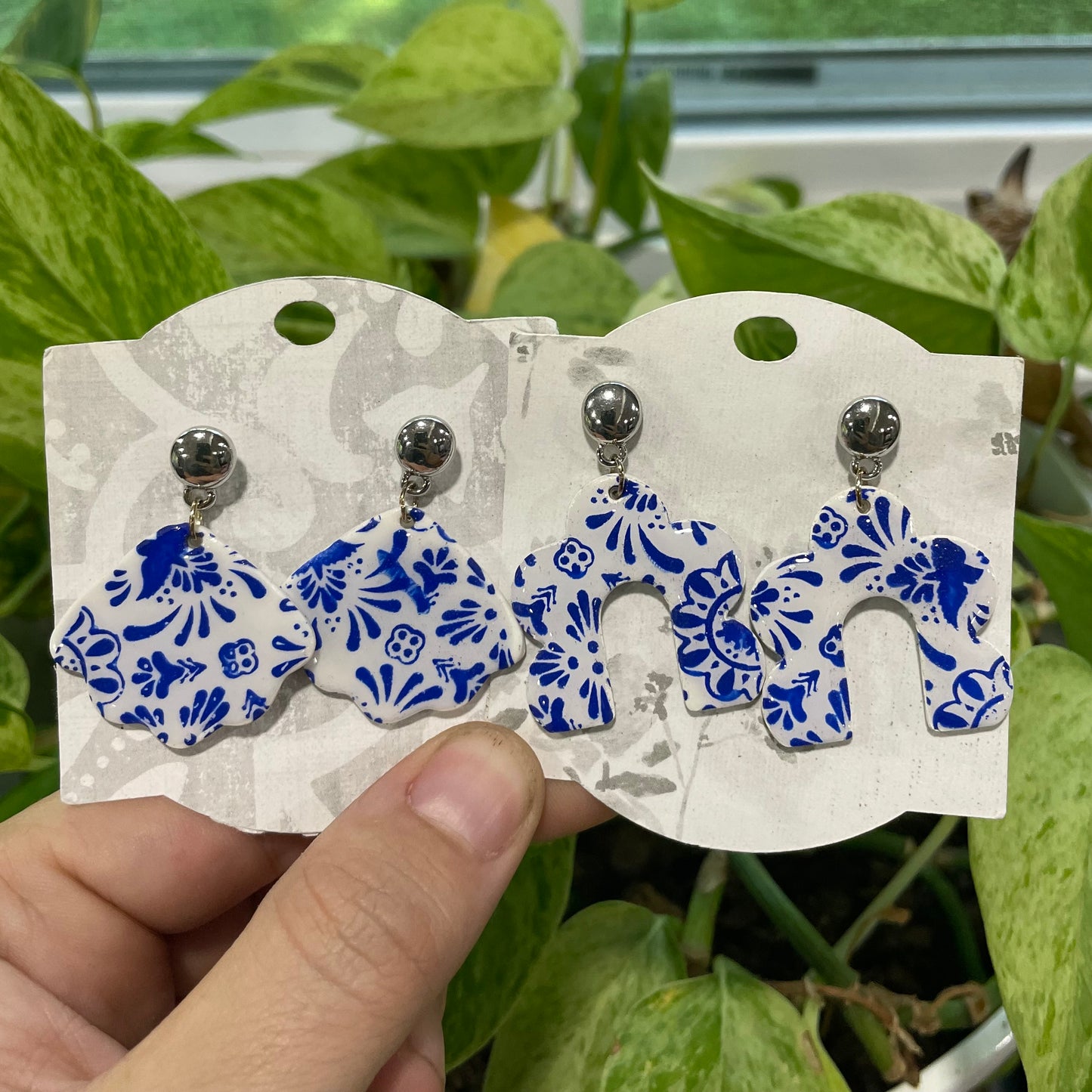 Blue China Shelly