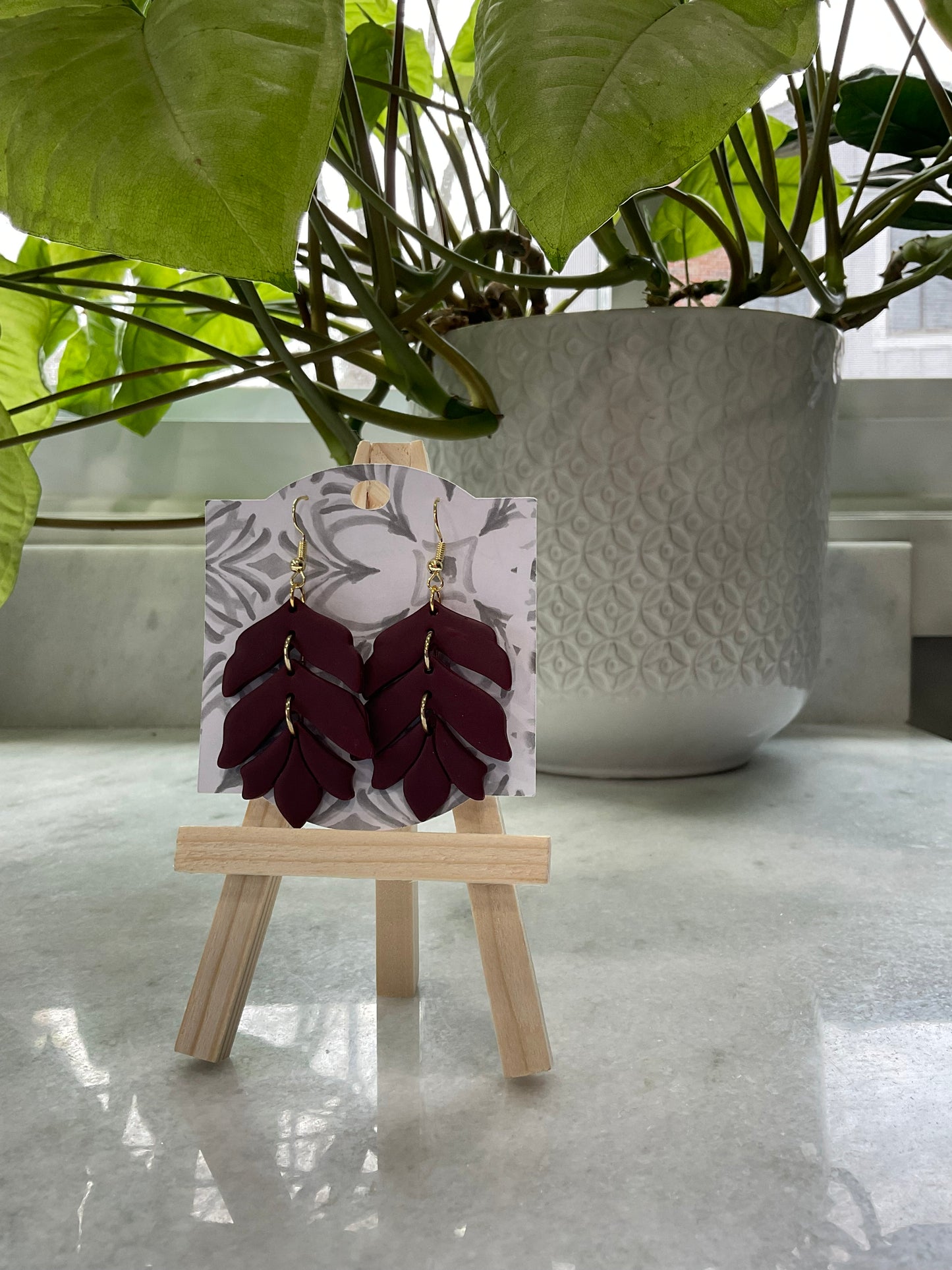 Maroon Scott