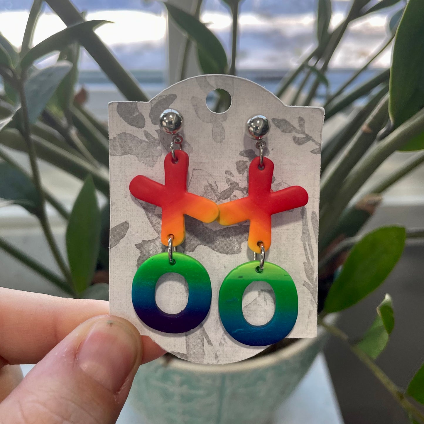 Rainbow Xs and Os