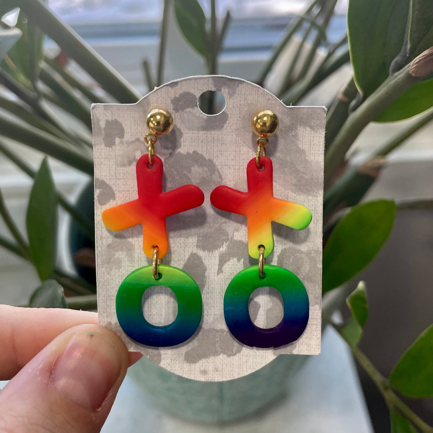 Rainbow Xs and Os