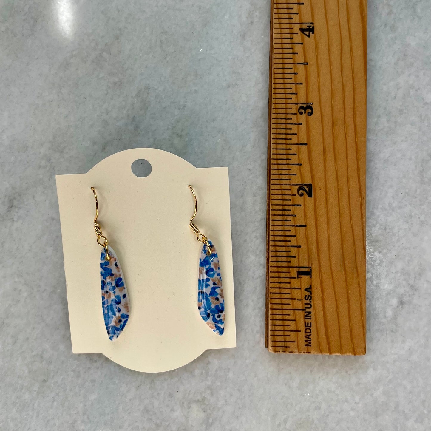 Dainty Blues Lambert