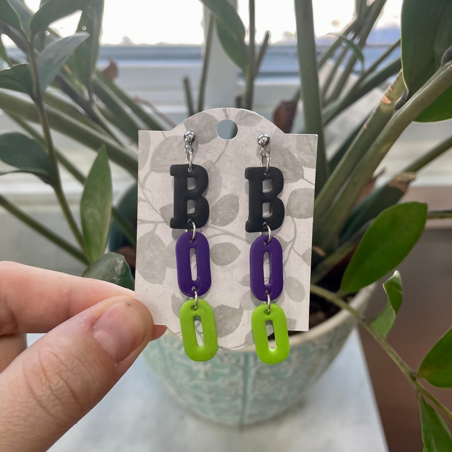 Boo Dangles