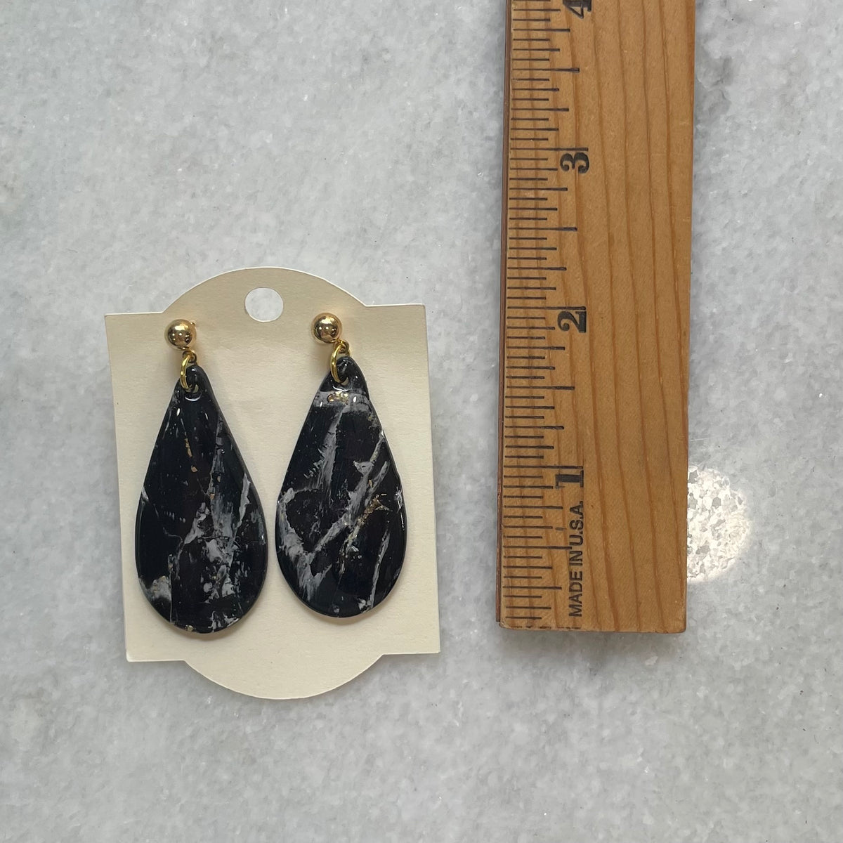 Black Marble Ingrid