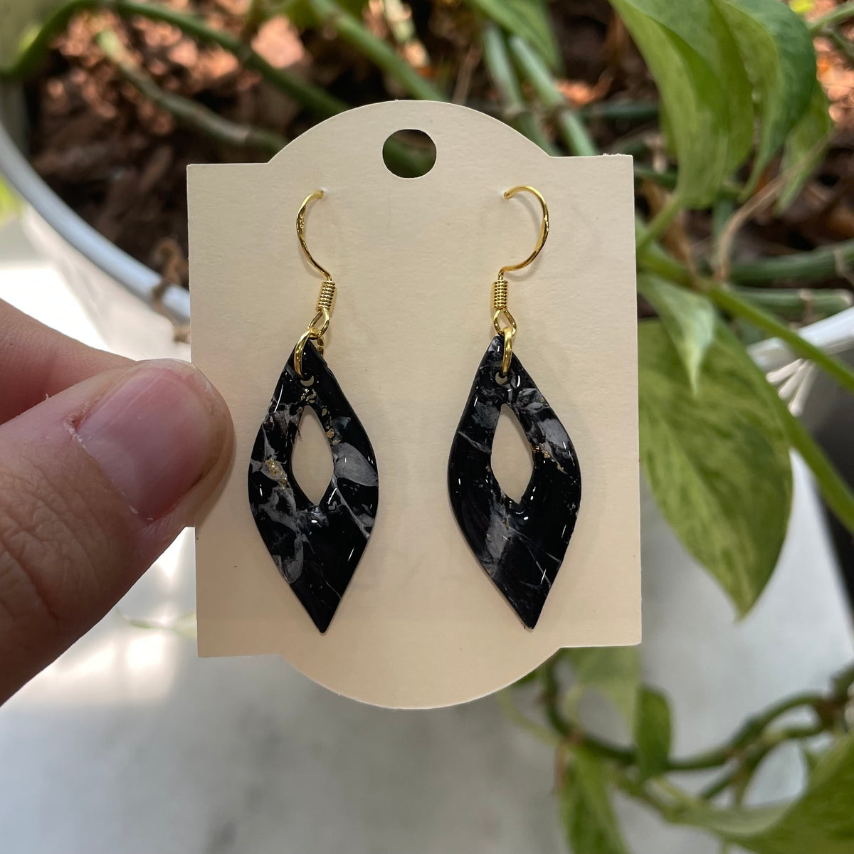 Black Marble Reba