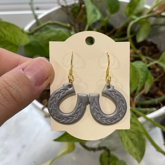 Horse Shoes