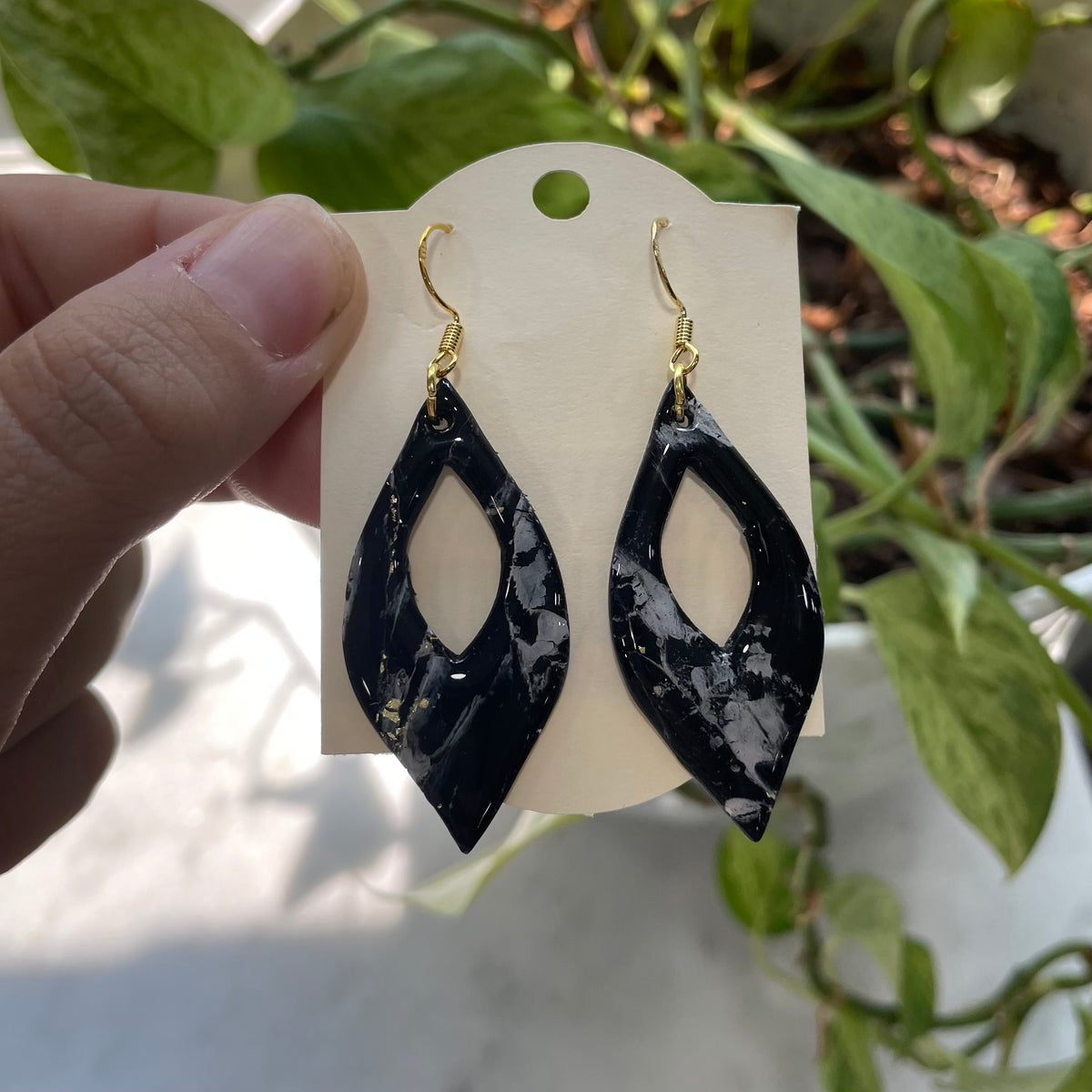 Black Marble Shania